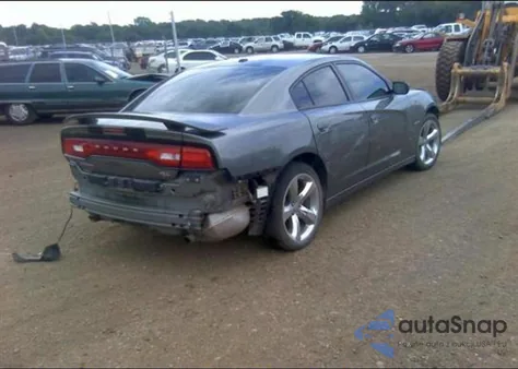 2011 Dodge Charger R/T из США, поврежденный, VIN 2B3CL5CT1BH609346